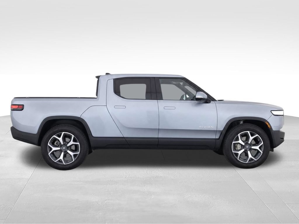 Used 2024 Rivian R1T Adventure AWD/4WD image 9