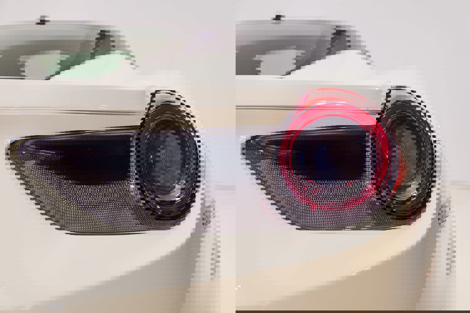 Used 2016 Ferrari 488 GTB image 36