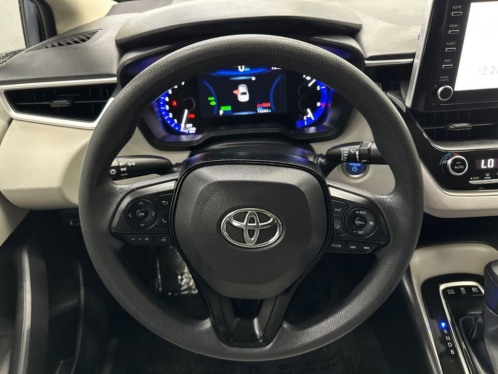 Used 2020 Toyota Corolla LE FWD image 22