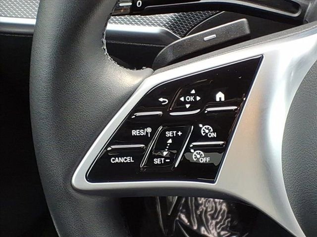 Used 2025 Mercedes-Benz C 300 4MATIC Sedan image 9