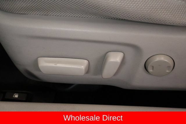 Used 2012 Toyota Camry LE FWD image 12