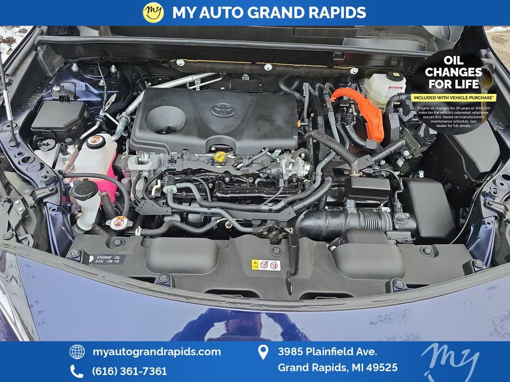 Used 2024 Toyota Venza LE image 23