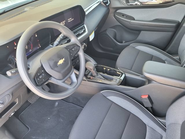 New 2026 Chevrolet TrailBlazer LT w/ Driver Confidence Package FWD image 17