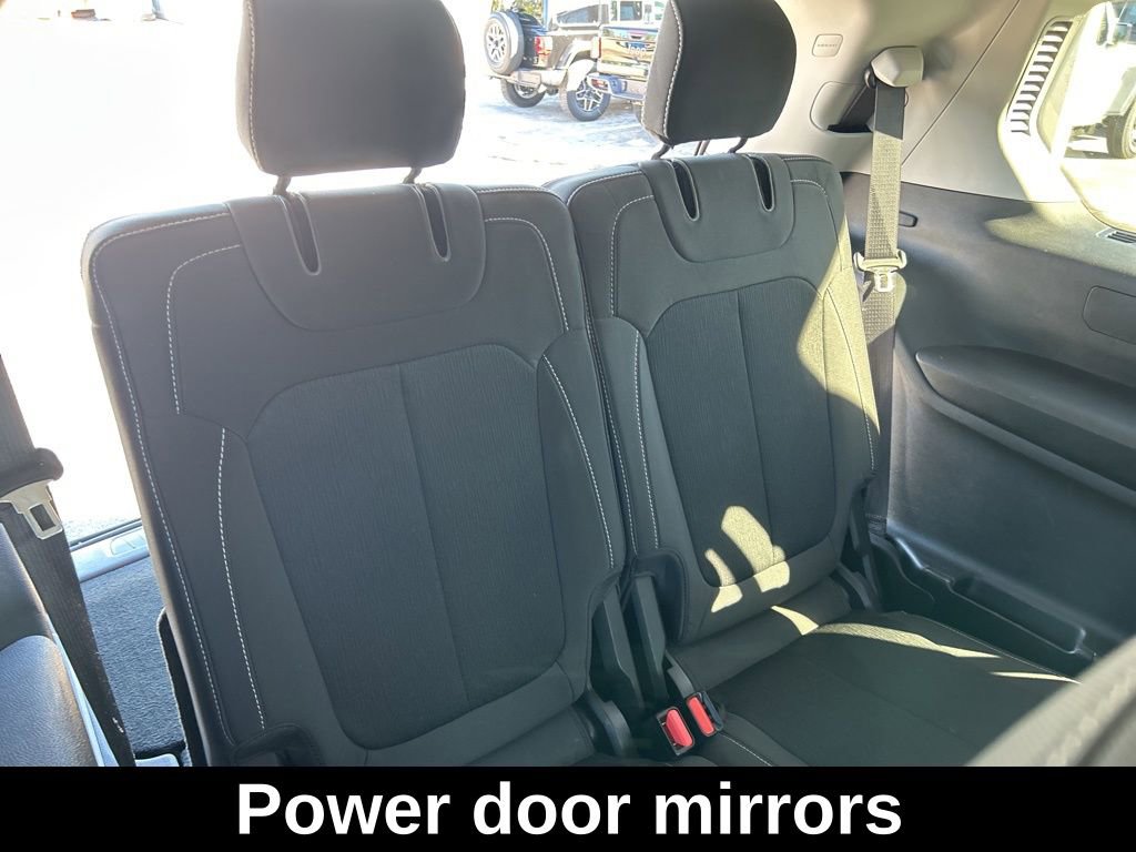 Certified 2023 Jeep Grand Cherokee L Laredo image 29