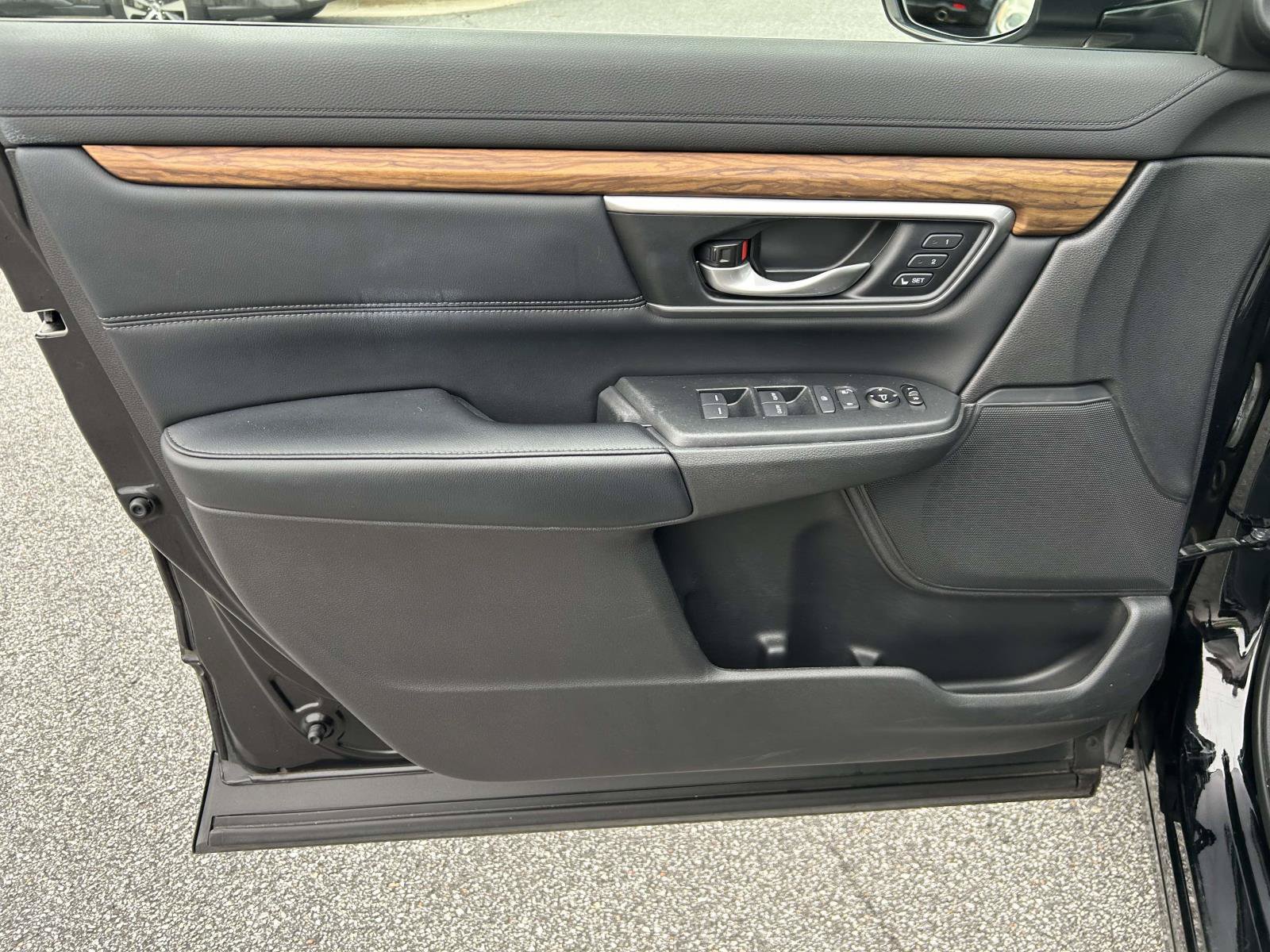 Used 2017 Honda CR-V EX-L image 15