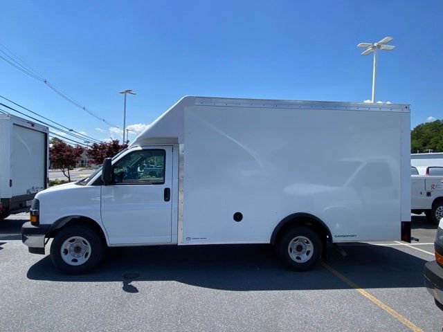 New 2026 Chevrolet Express 3500 w/ Power Convenience Package RWD image 2