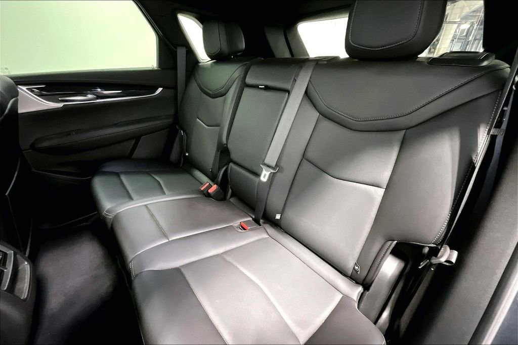Used 2023 Cadillac XT5 Premium Luxury w/ Technology Package image 35
