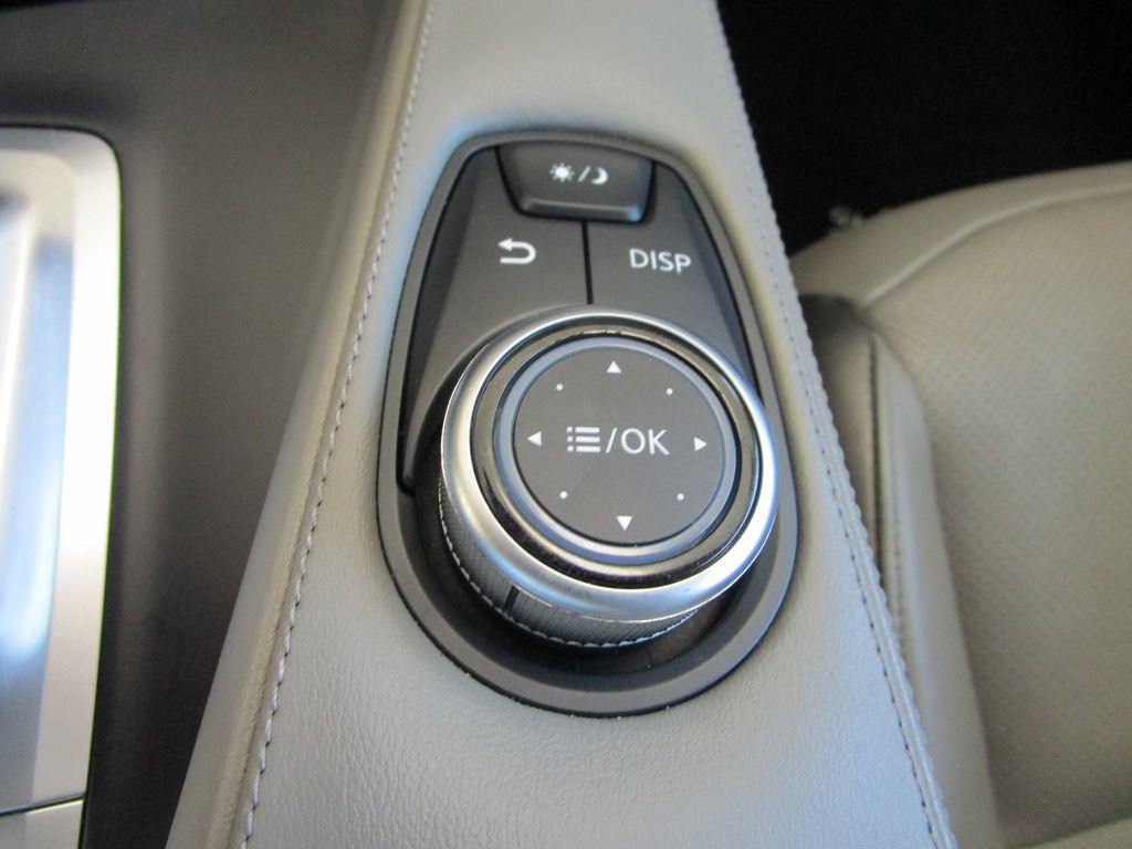 Used 2023 INFINITI QX50 Luxe w/ Cargo Package FWD image 40