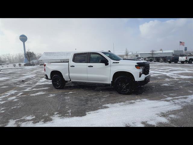 Used 2023 Chevrolet Silverado 1500 Custom Trail Boss w/ LPO, Dark Essentials Package image 24
