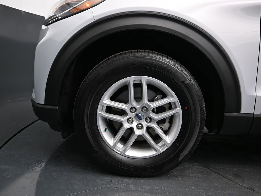 New 2026 Ford Explorer Active image 15