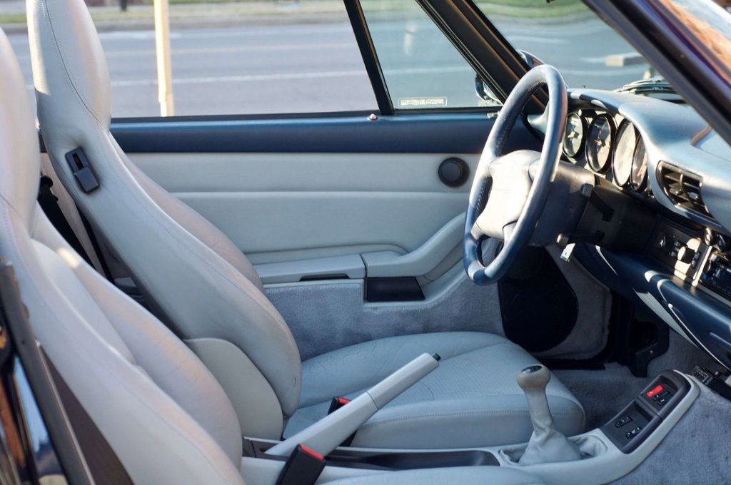 Used 1995 Porsche 911 Carrera image 42
