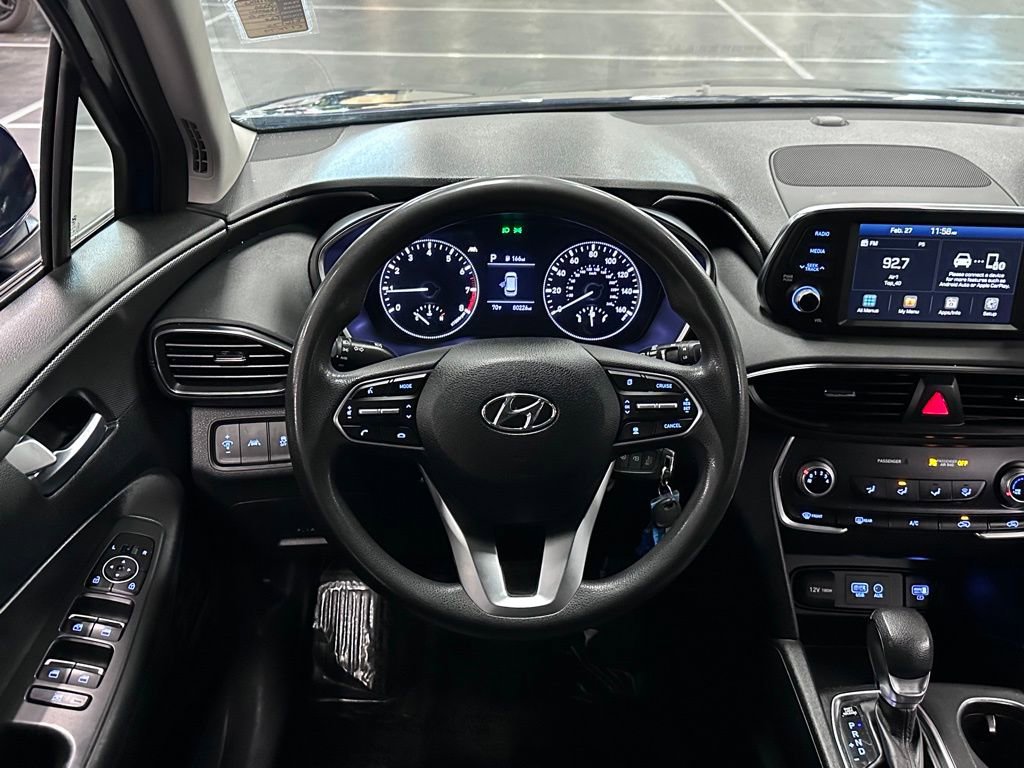 Used 2020 Hyundai Santa Fe SE image 25