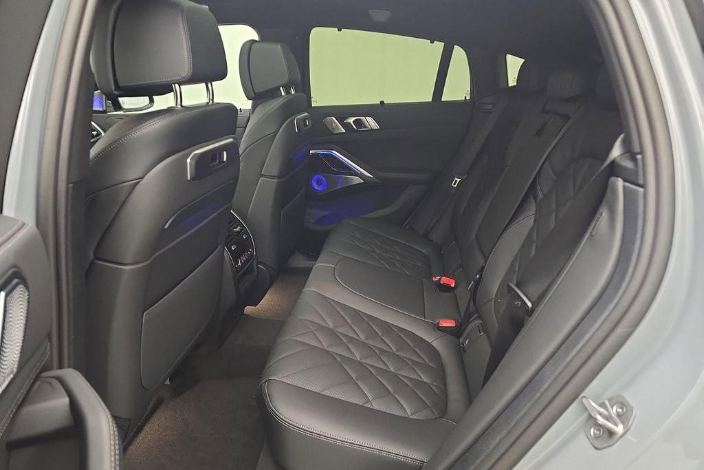 New 2026 BMW X6 M60i image 24