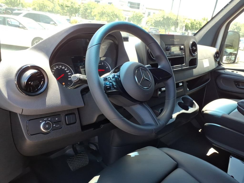 New 2026 Mercedes-Benz Sprinter 2500 image 16