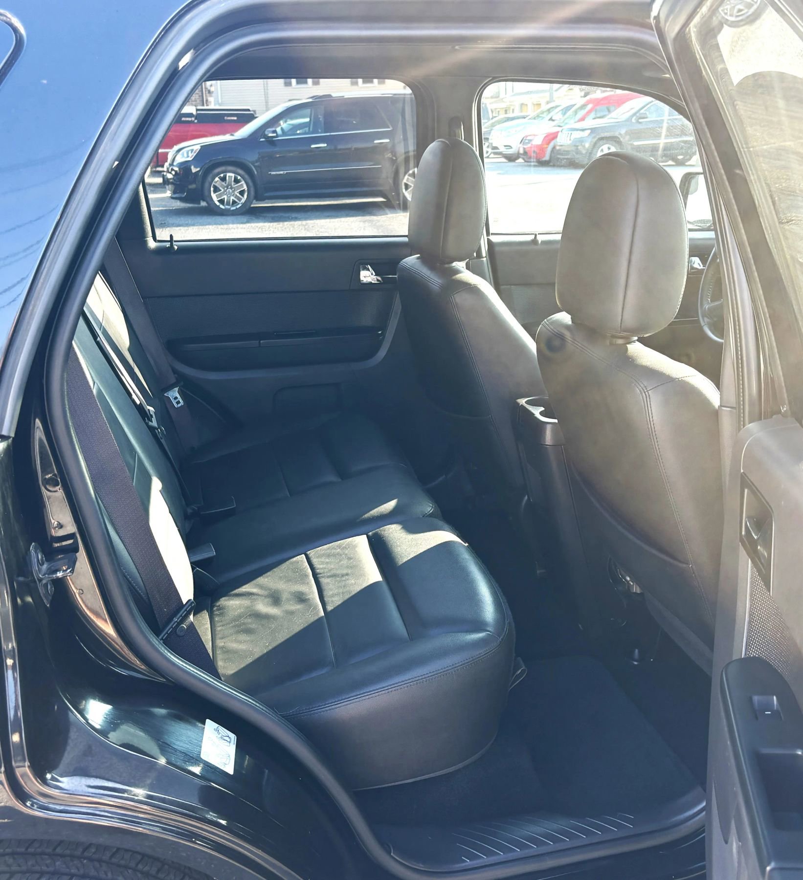 Used 2012 Ford Escape Limited image 9