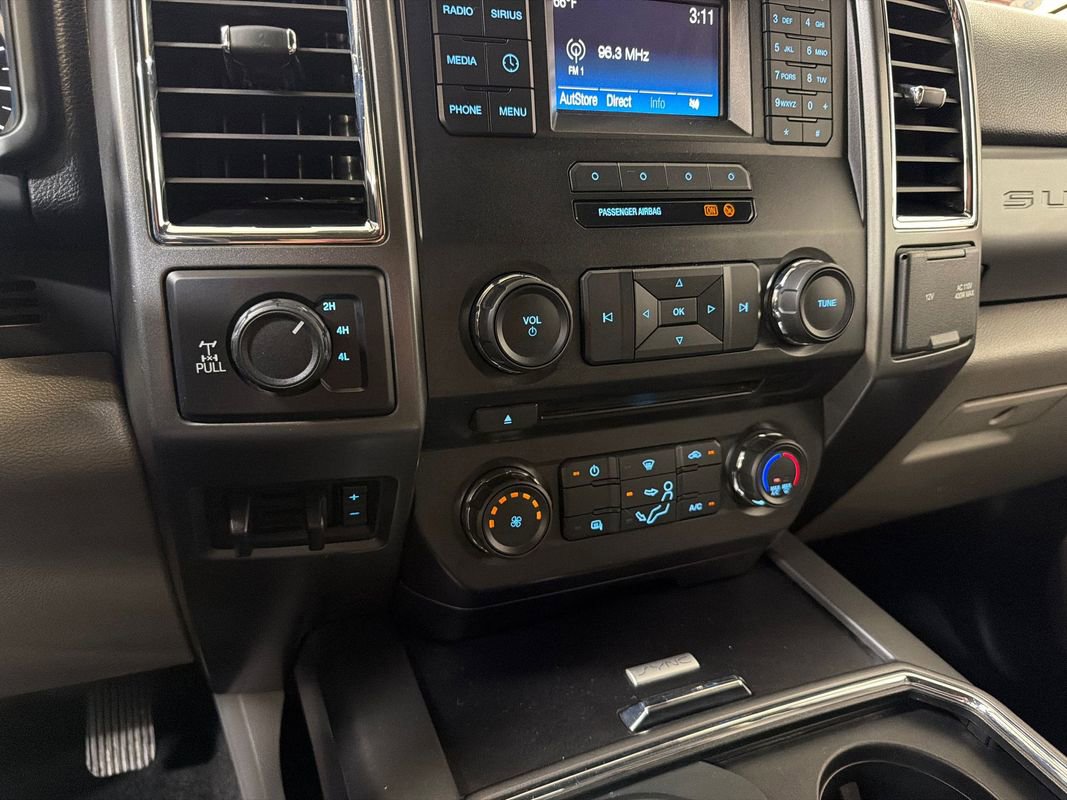 Used 2017 Ford F250 XLT w/ XLT Value Package AWD/4WD image 19