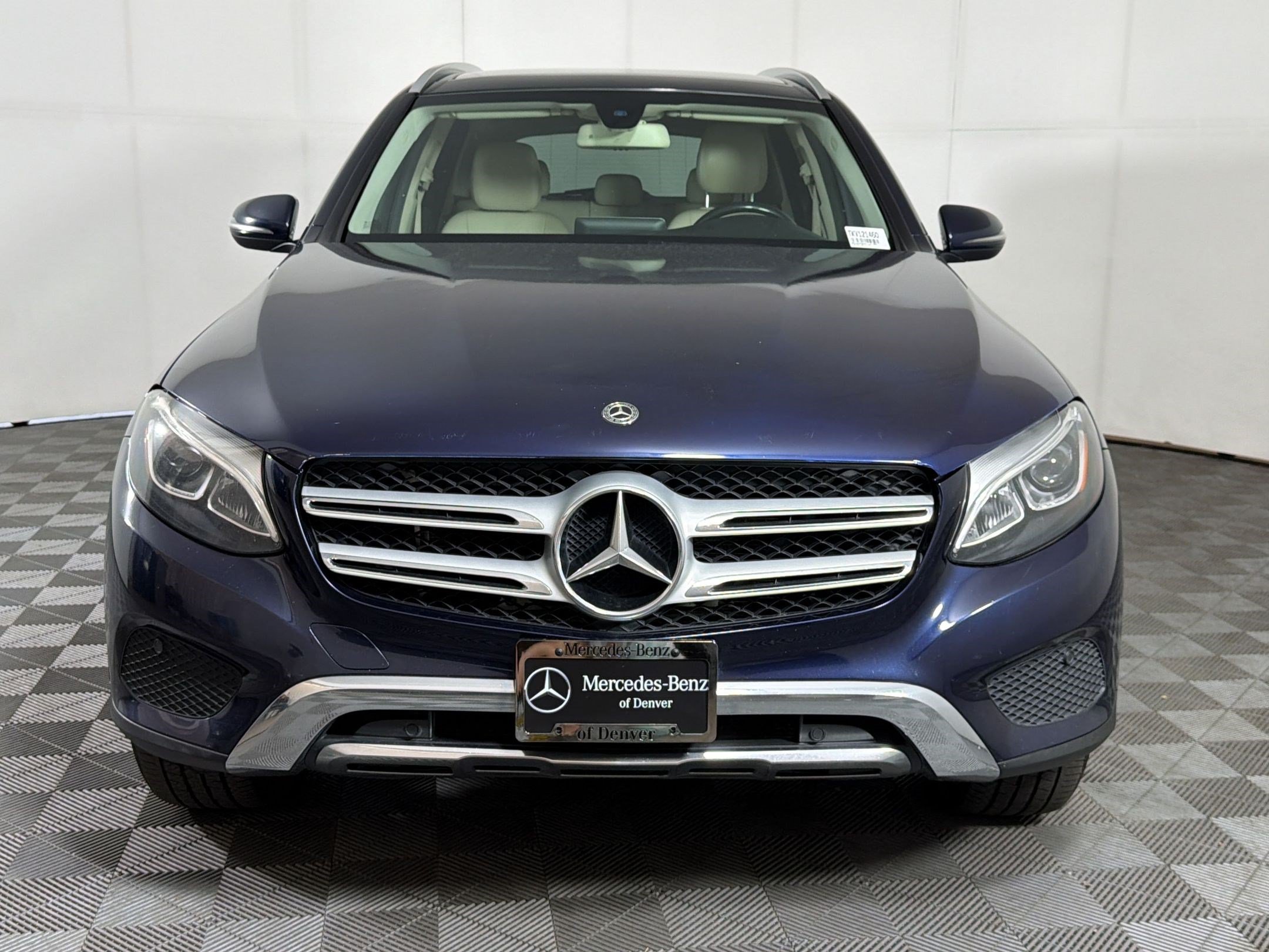 Used 2019 Mercedes-Benz GLC 300 4MATIC image 6