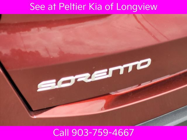 Certified 2025 Kia Sorento S FWD image 8