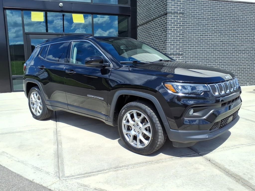 Used 2022 Jeep Compass Latitude w/ Sun and Sound Group video 1