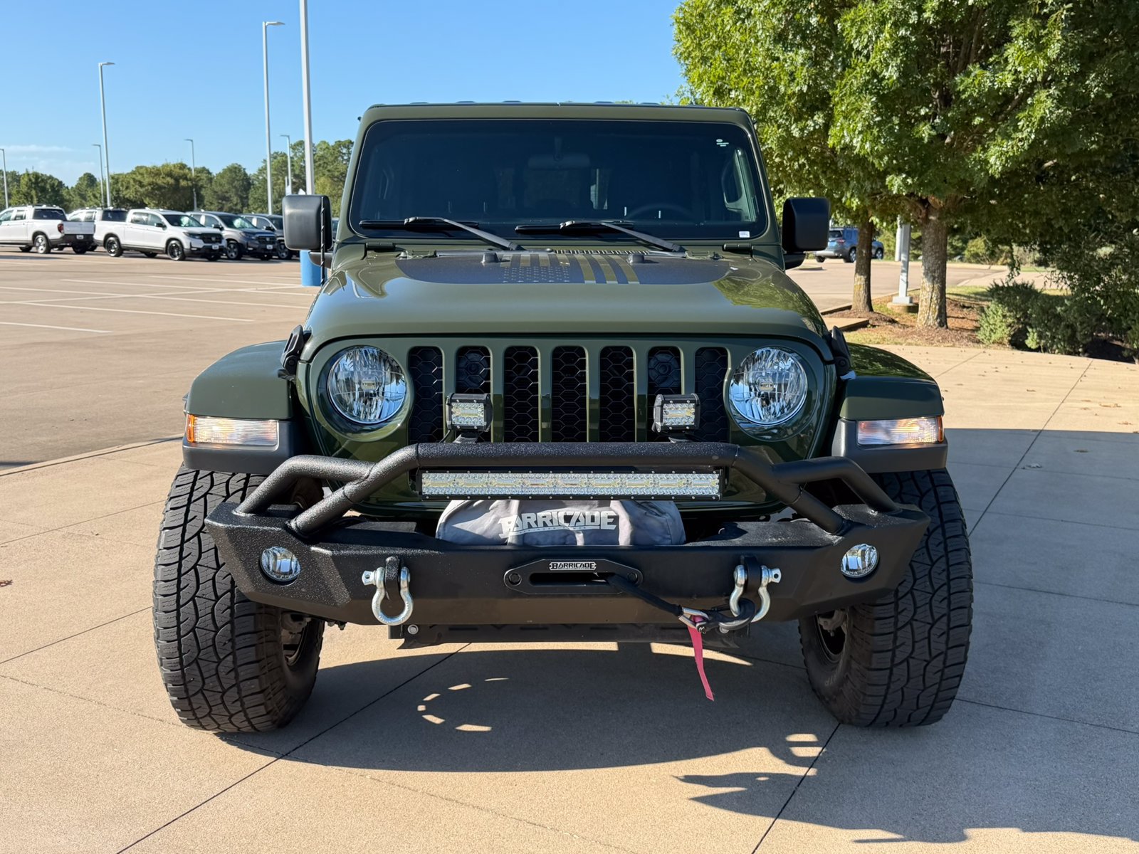 Used 2023 Jeep Gladiator Sport AWD/4WD image 2