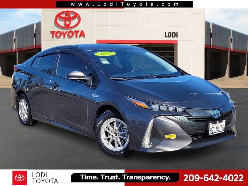 Used 2022 Toyota Prius Prime XLE image 1