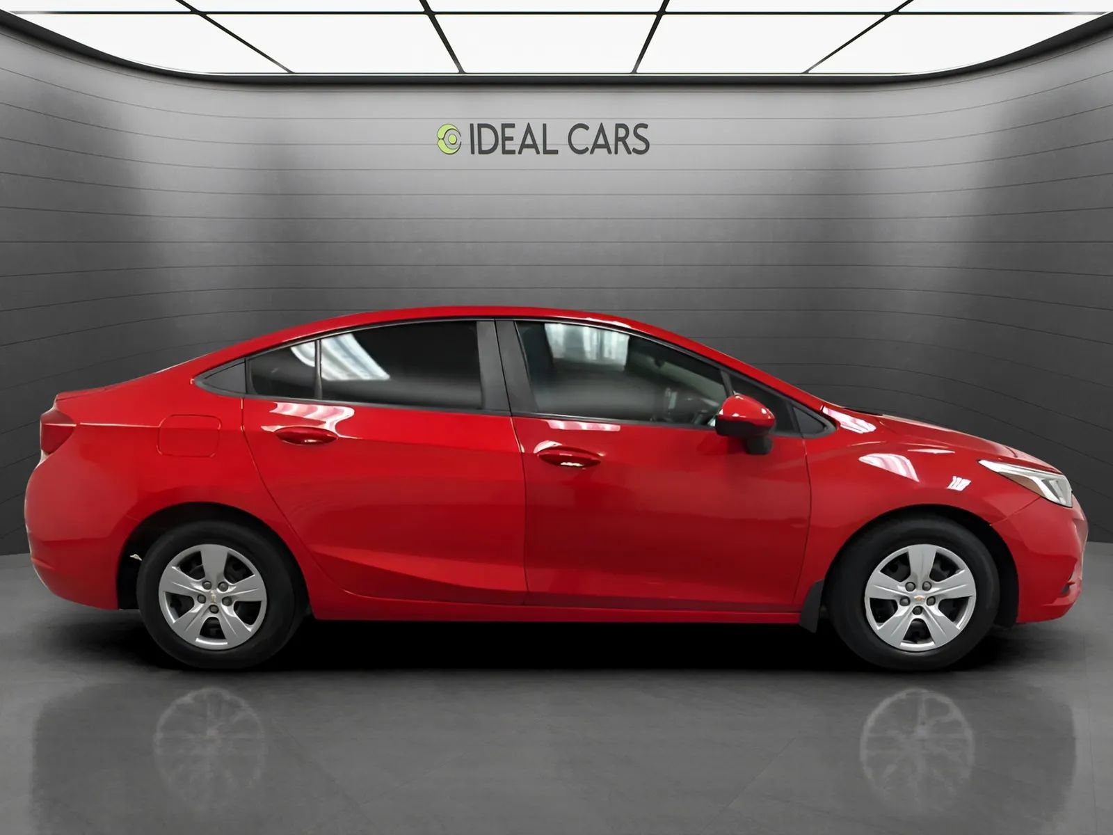 Used 2017 Chevrolet Cruze LS FWD image 4