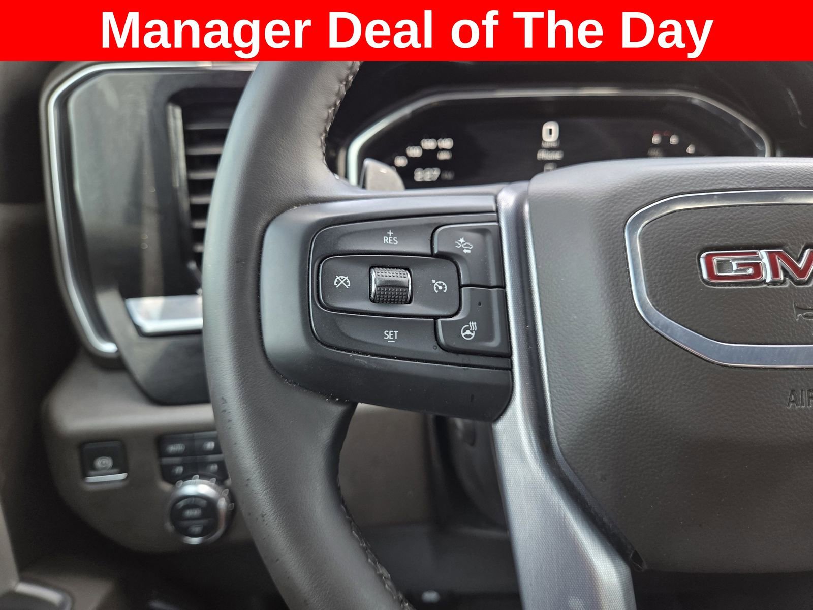 Used 2024 GMC Sierra 1500 SLT w/ SLT Premium Plus Package AWD/4WD image 42
