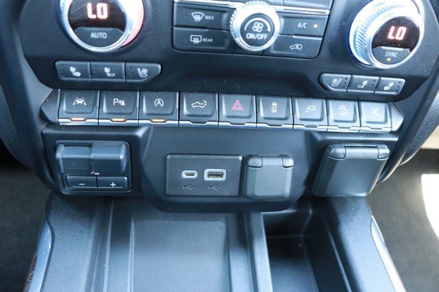 Used 2020 GMC Sierra 1500 Denali w/ Denali Ultimate Package image 19