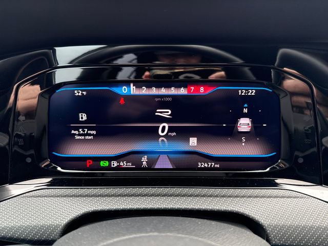 Used 2022 Volkswagen Golf R 2.0T image 25