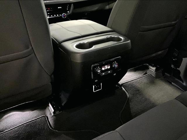 Used 2025 Chevrolet Tahoe LS RWD image 25