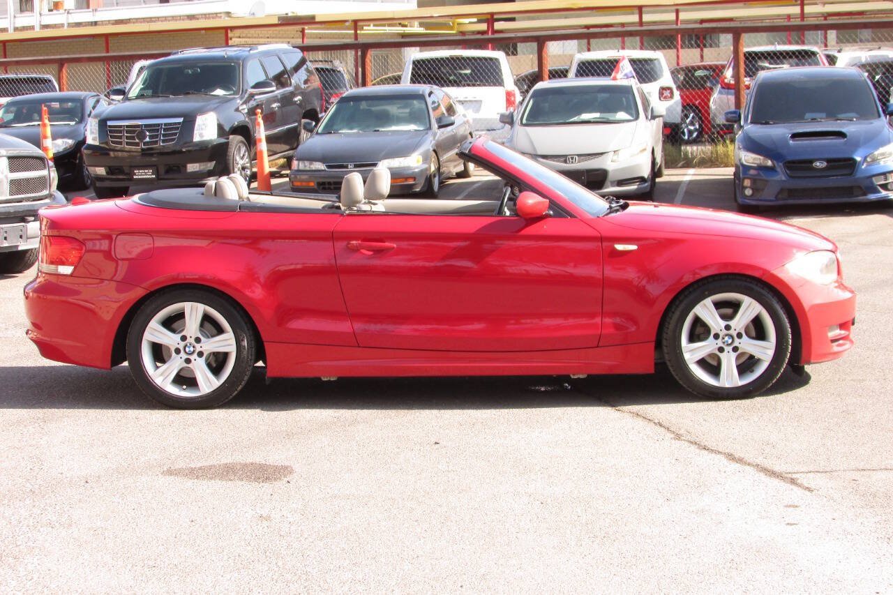 Used 2008 BMW 128i Convertible RWD image 10