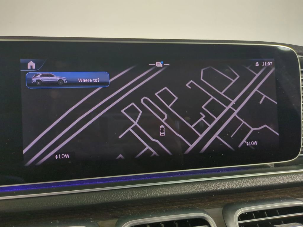 Used 2024 Mercedes-Benz GLE 350 4MATIC w/ Driver Assistance Package image 27