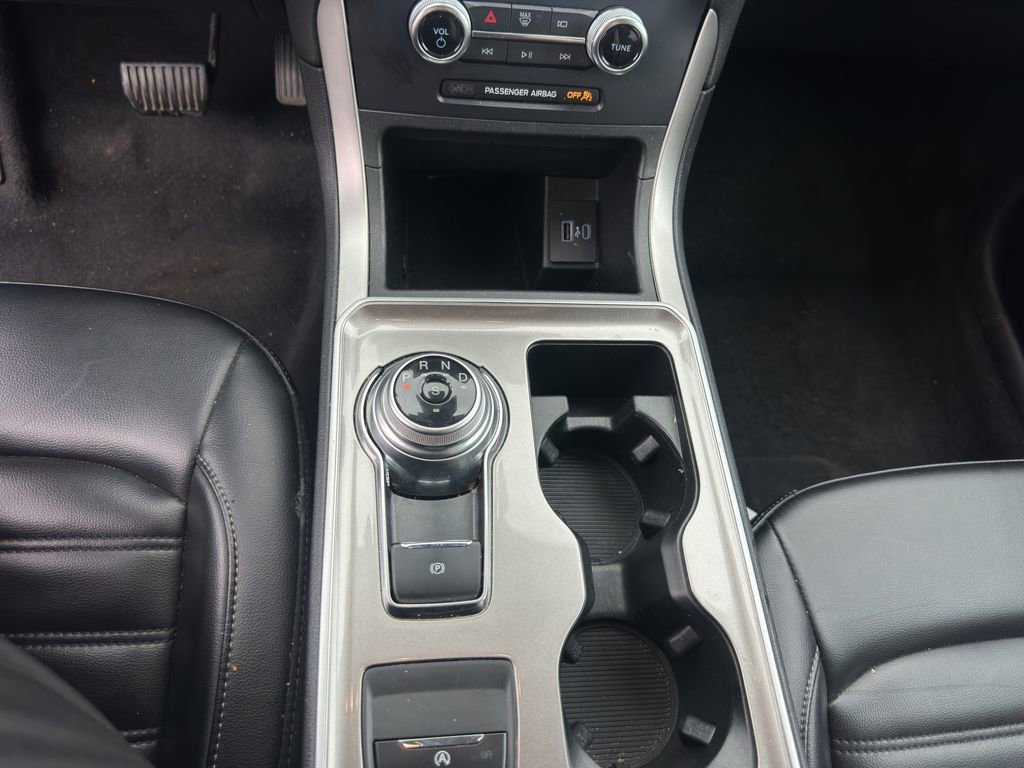 Used 2023 Ford Edge SEL image 18