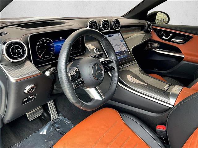 Used 2024 Mercedes-Benz GLC 300 4MATIC image 14