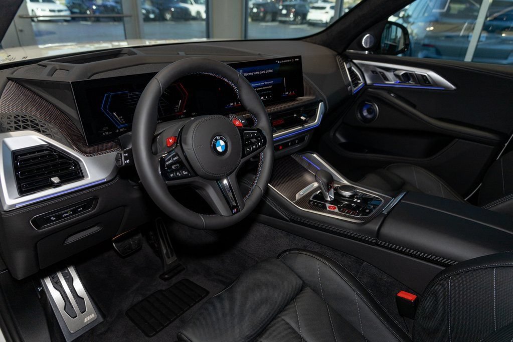 Used 2026 BMW XM Label Red AWD/4WD image 15
