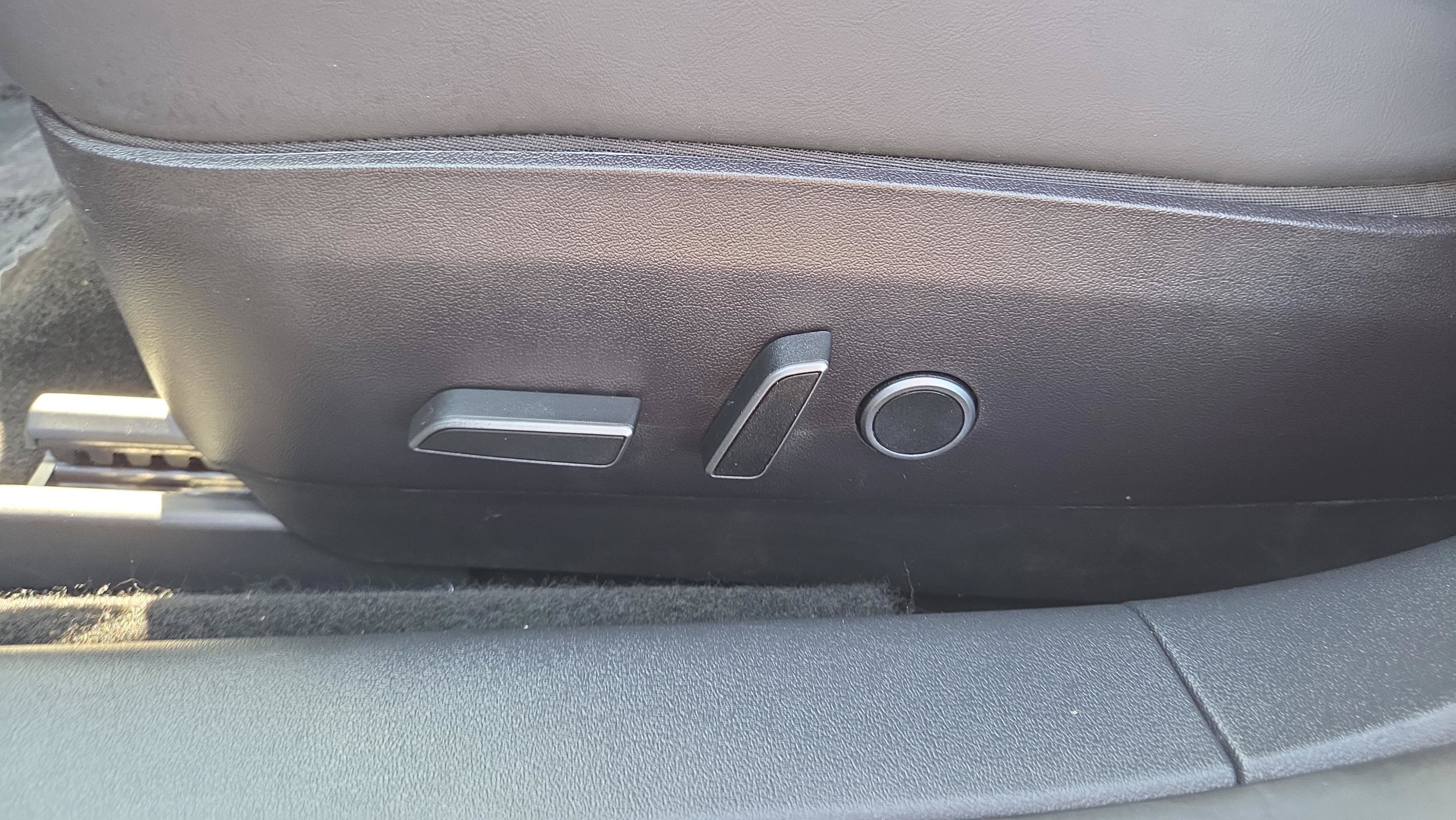 Used 2022 Tesla Model 3 Long Range AWD/4WD image 10