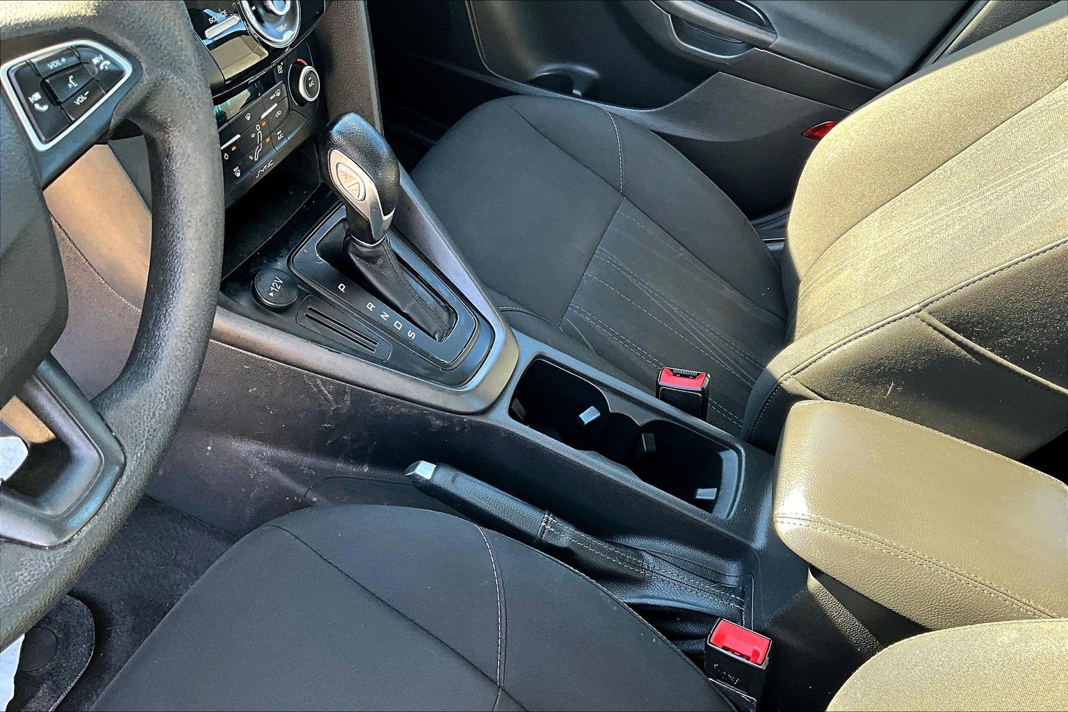 Used 2018 Ford Focus SEL image 15