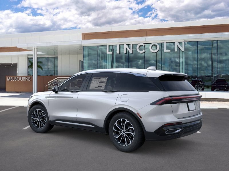 New 2026 Lincoln Nautilus Premier AWD/4WD image 4