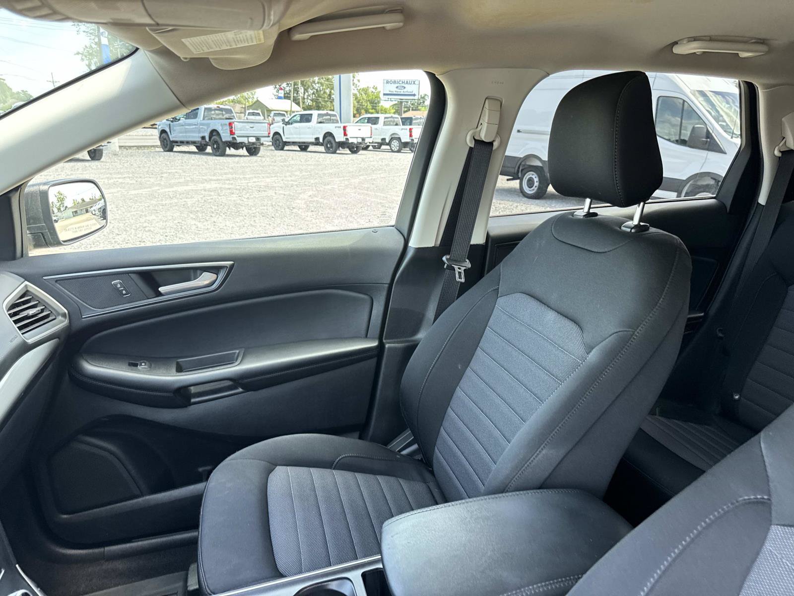 Used 2022 Ford Edge SE AWD/4WD image 15