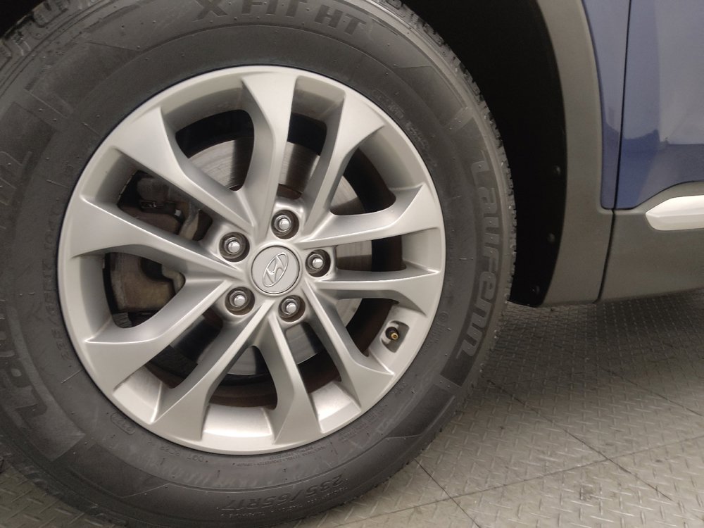 Used 2019 Hyundai Santa Fe SEL image 31