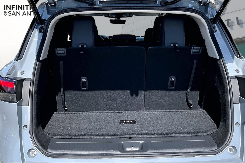 Used 2026 INFINITI QX60 Luxe w/ Cargo Package FWD image 47