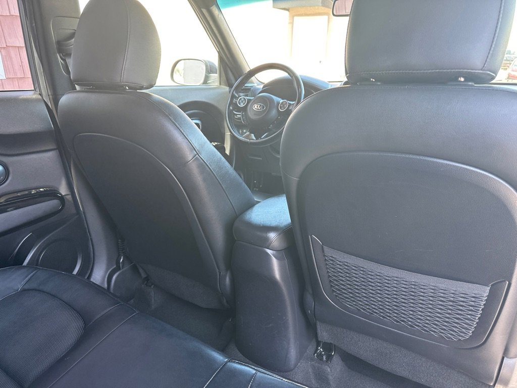 Used 2015 Kia Soul ! w/ Sun & Sound Package image 14