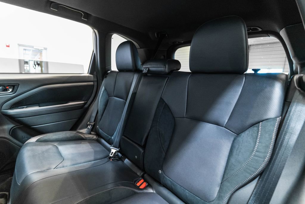 Used 2025 Subaru Forester Touring w/ Popular Package - Touring AWD/4WD image 33