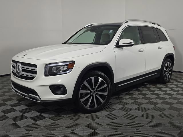 Certified 2022 Mercedes-Benz GLB 250 4MATIC image 1