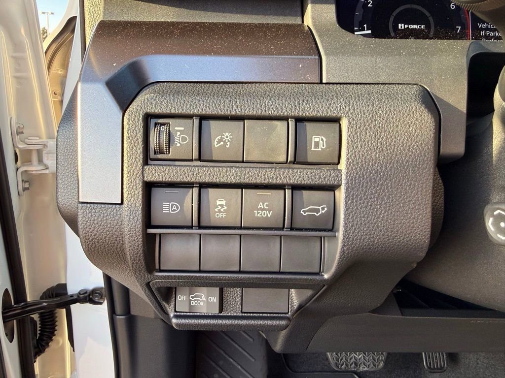 Used 2025 Toyota 4Runner TRD Off-Road Premium image 18