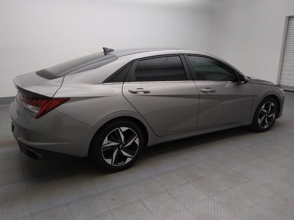Used 2021 Hyundai Elantra Limited FWD image 10