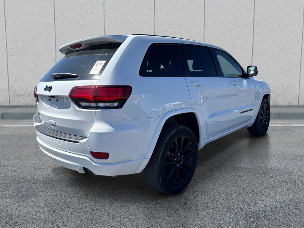 Used 2021 Jeep Grand Cherokee Laredo X AWD/4WD image 7