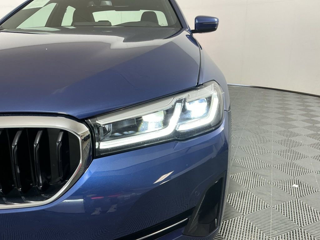 Used 2023 BMW 530i xDrive w/ Premium Package AWD/4WD image 8