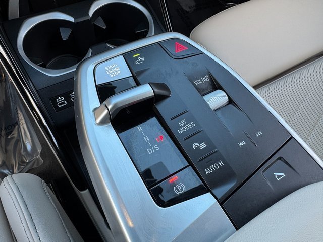 Used 2025 BMW X2 xDrive28i w/ Premium Package image 28