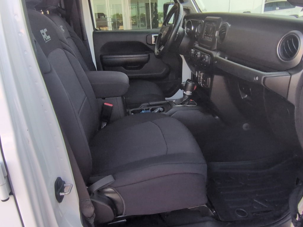 Used 2022 Jeep Gladiator Sport image 17